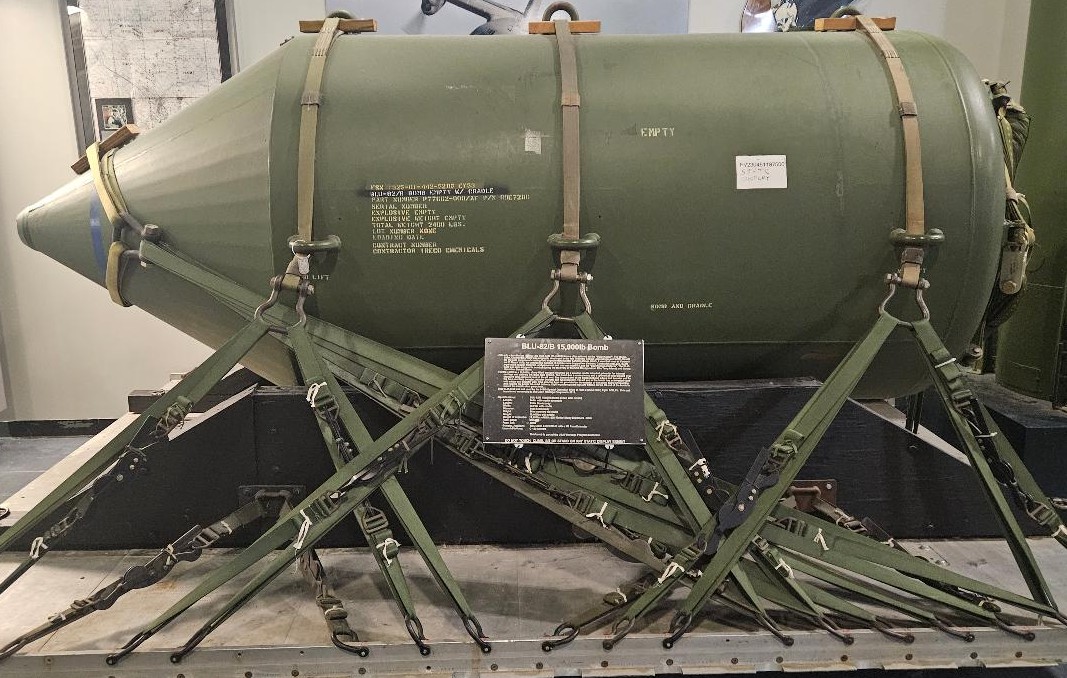 BLU-82B at the museum